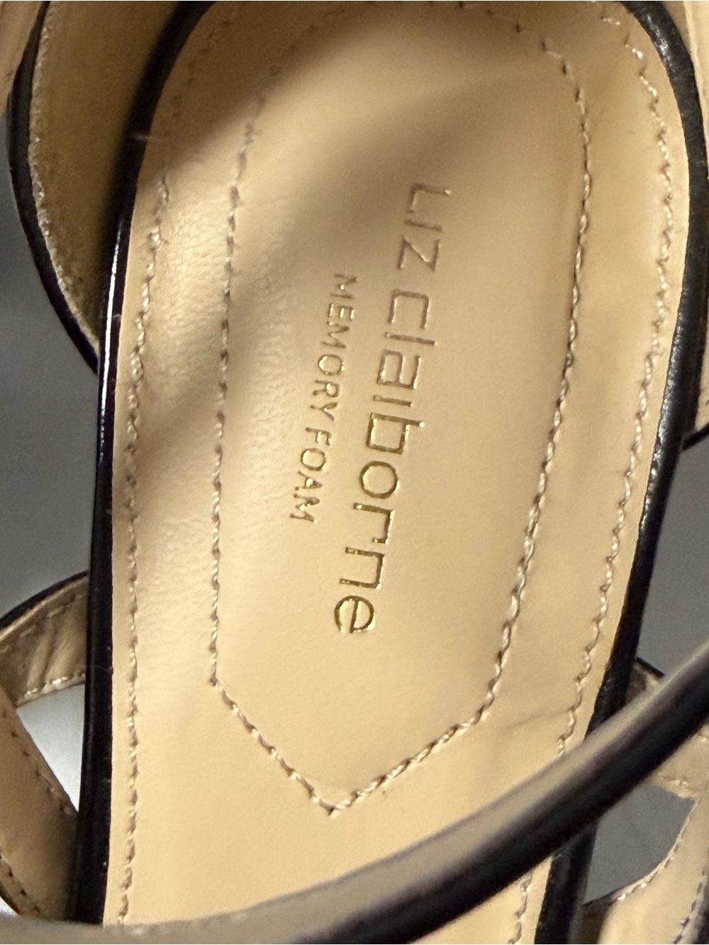 Liz Claiborne Women's Harvey
Stiletto Heel Pumps Sz 8.5M - Picture 5 of 9